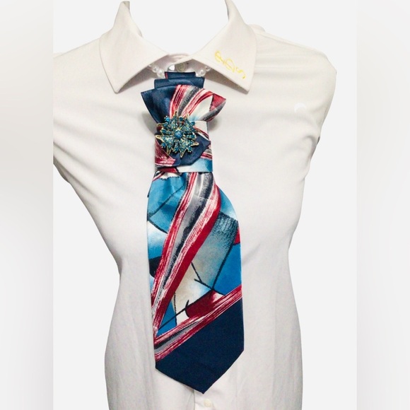 Stylish Blue and Red Abstract NeckTie Necklace with Brooch - Picture 1 of 3